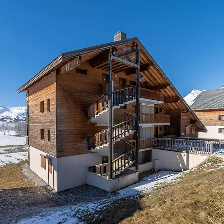 Pour 6, 700m Des Pistes De * Le Devoluy
